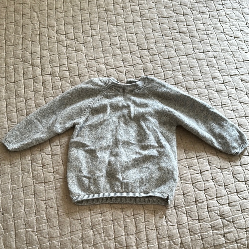 Men's Gray Sweater